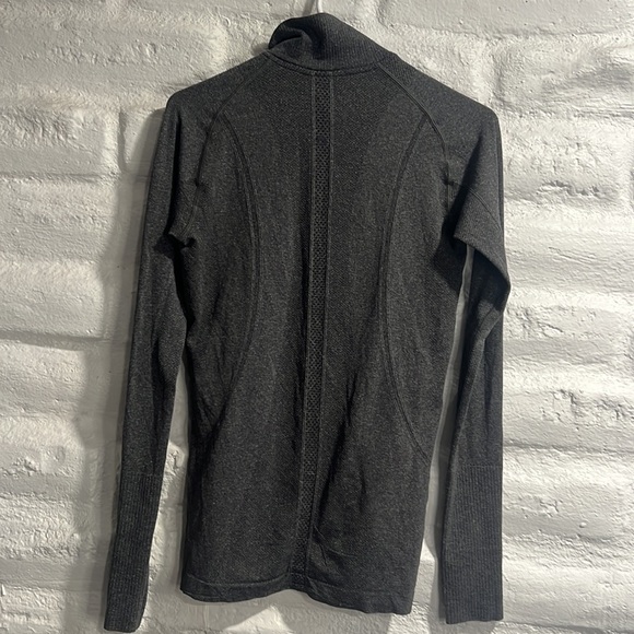 Lululemon Run Swiftly Tech 1/2 Zip - Picture 7 of 8